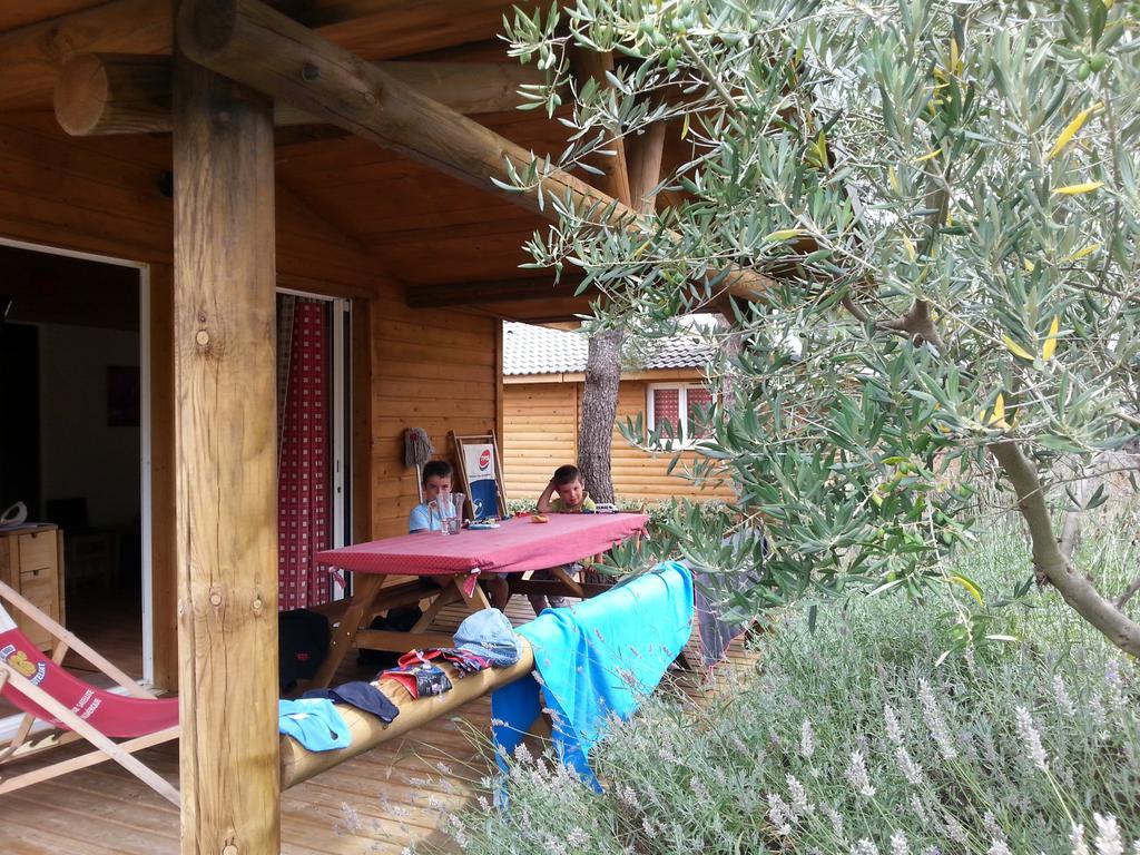 Parc Residentiel Les Hauts De Baldy Agde Buitenkant foto