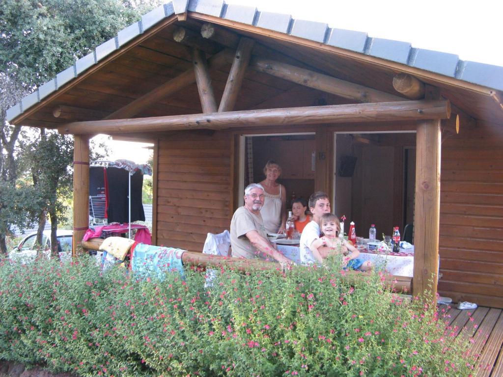 Parc Residentiel Les Hauts De Baldy Agde Buitenkant foto